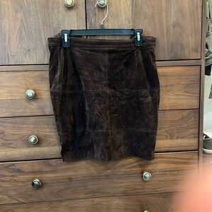 Elegant Brown Suede Skirt